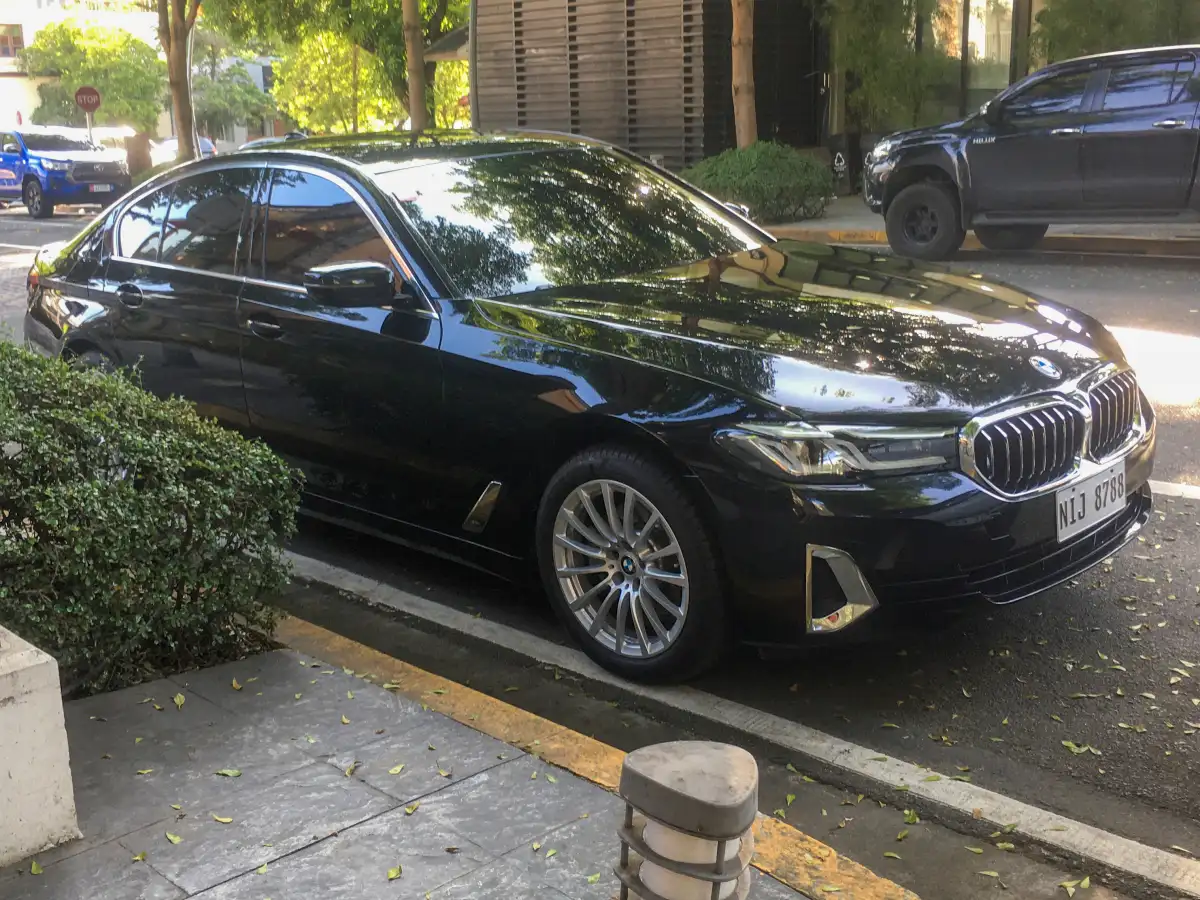 بي إم دبليو 520i / 530i (G30) - المقصورة الداخلية والكونسول