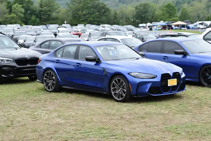 بي إم دبليو M3 كومبيتيشن (G80 xDrive) - المقصورة الداخلية والكونسول