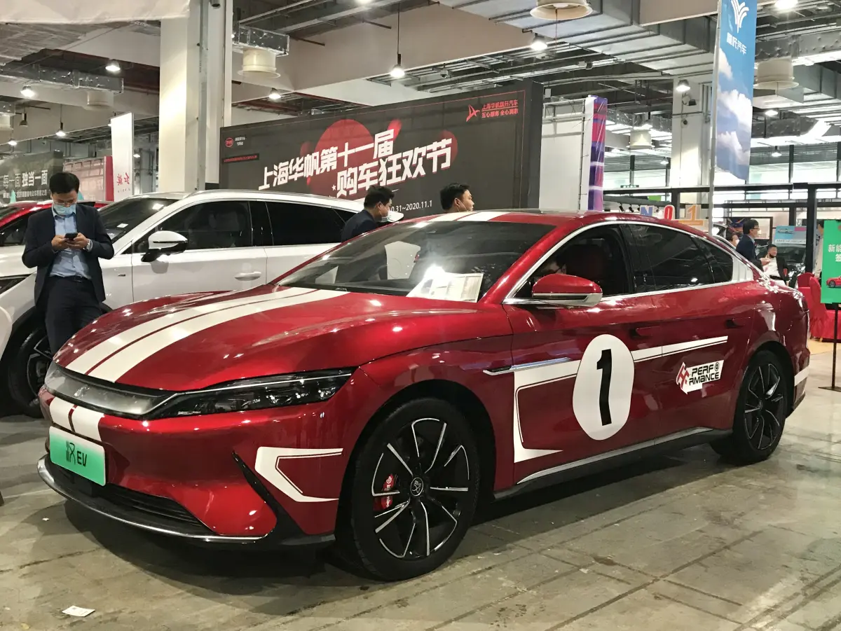 بي واي دي هان (BYD Han EV Executive Flagship)