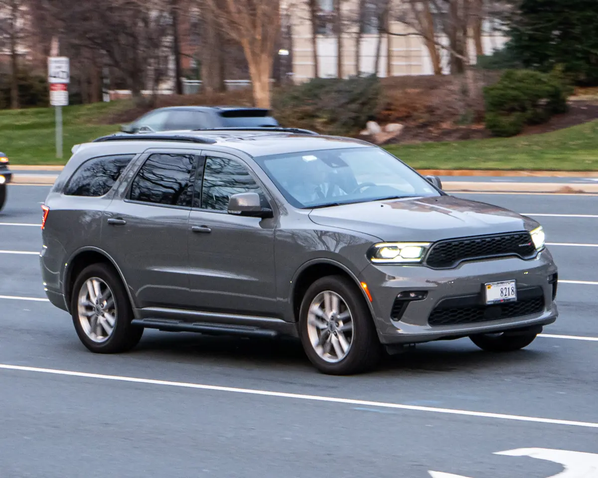 دودج دورانجو R/T (Dodge Durango 5.7L V8 HEMI) - المقصورة الداخلية والكونسول