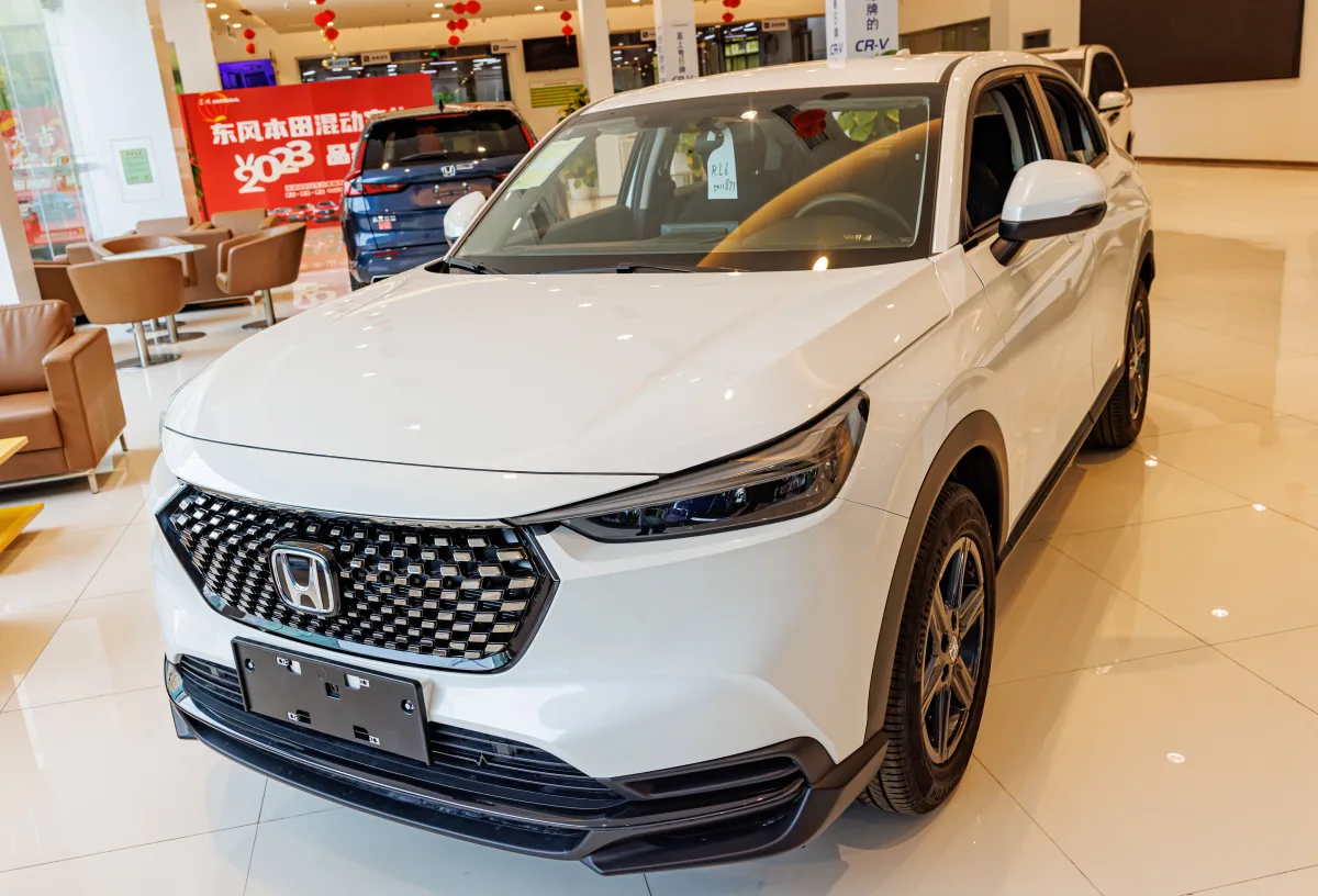هوندا HR-V (Honda HR-V 1.5) - التصميم الخلفي وزاوية العادم
