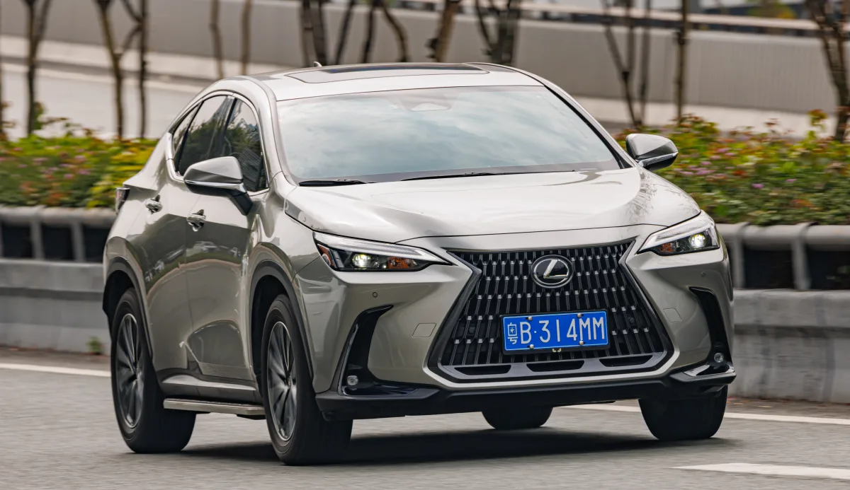 لكزس NX (Lexus NX 350 AZ20)
