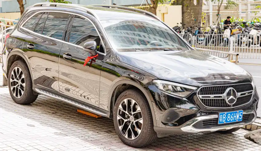 مرسيدس-بنز GLC (X254 GLC 200 / 300) - المقصورة الداخلية والكونسول