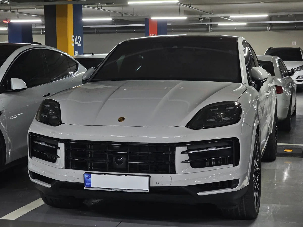 بورشه كايين GTS (Cayenne 9Y0 V8)
