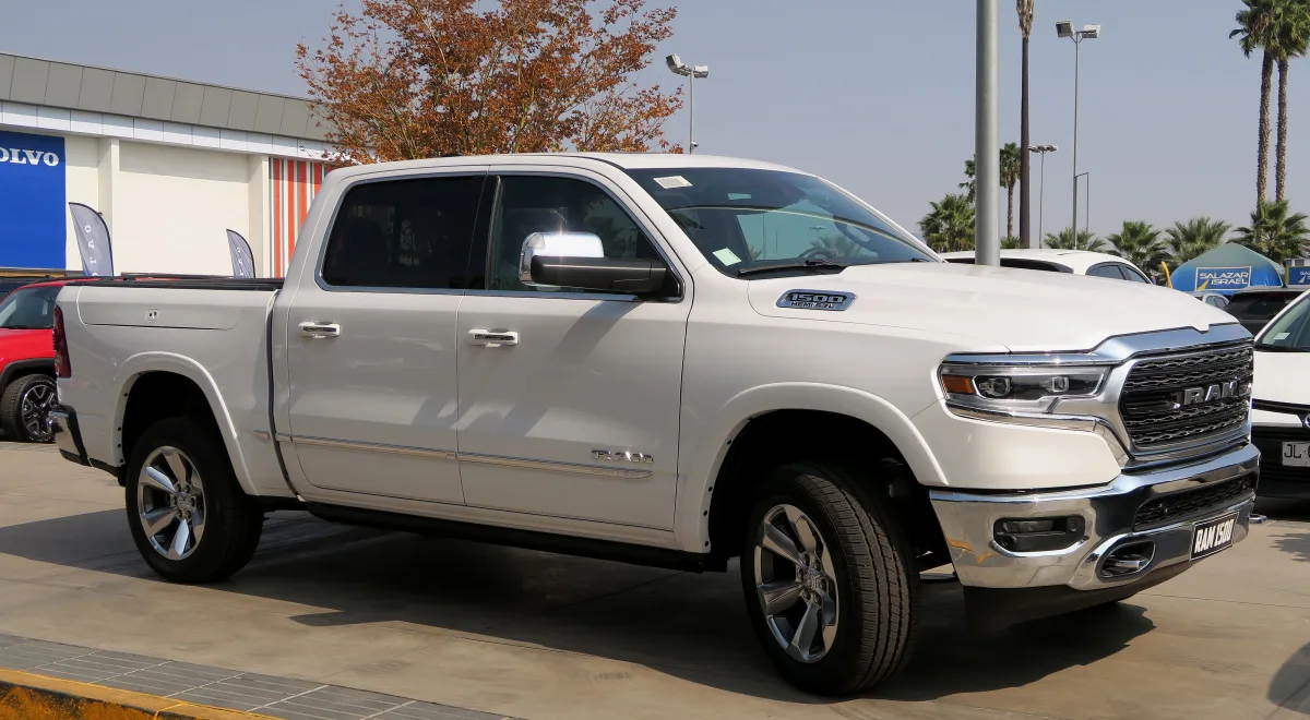 رام 1500 ليمتد (RAM 1500 Limited 5.7 HEMI)